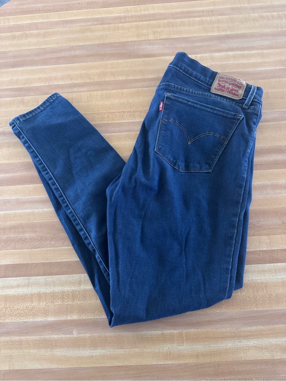 Levi's Women's Dark Blue Skinny Jeans